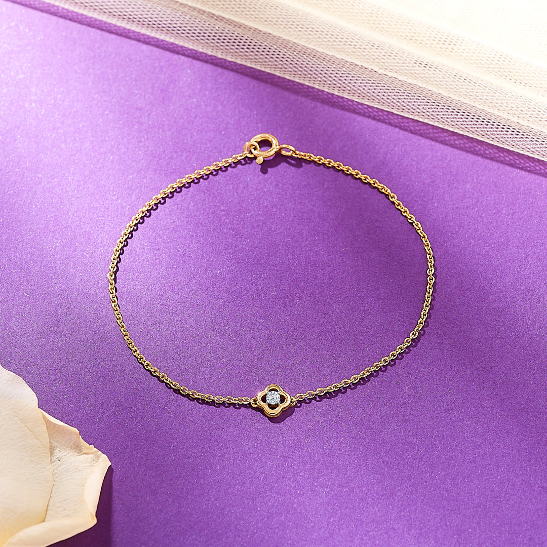 Heavenly Yellow Gold & Diamond Flexible Ladies Bracelet