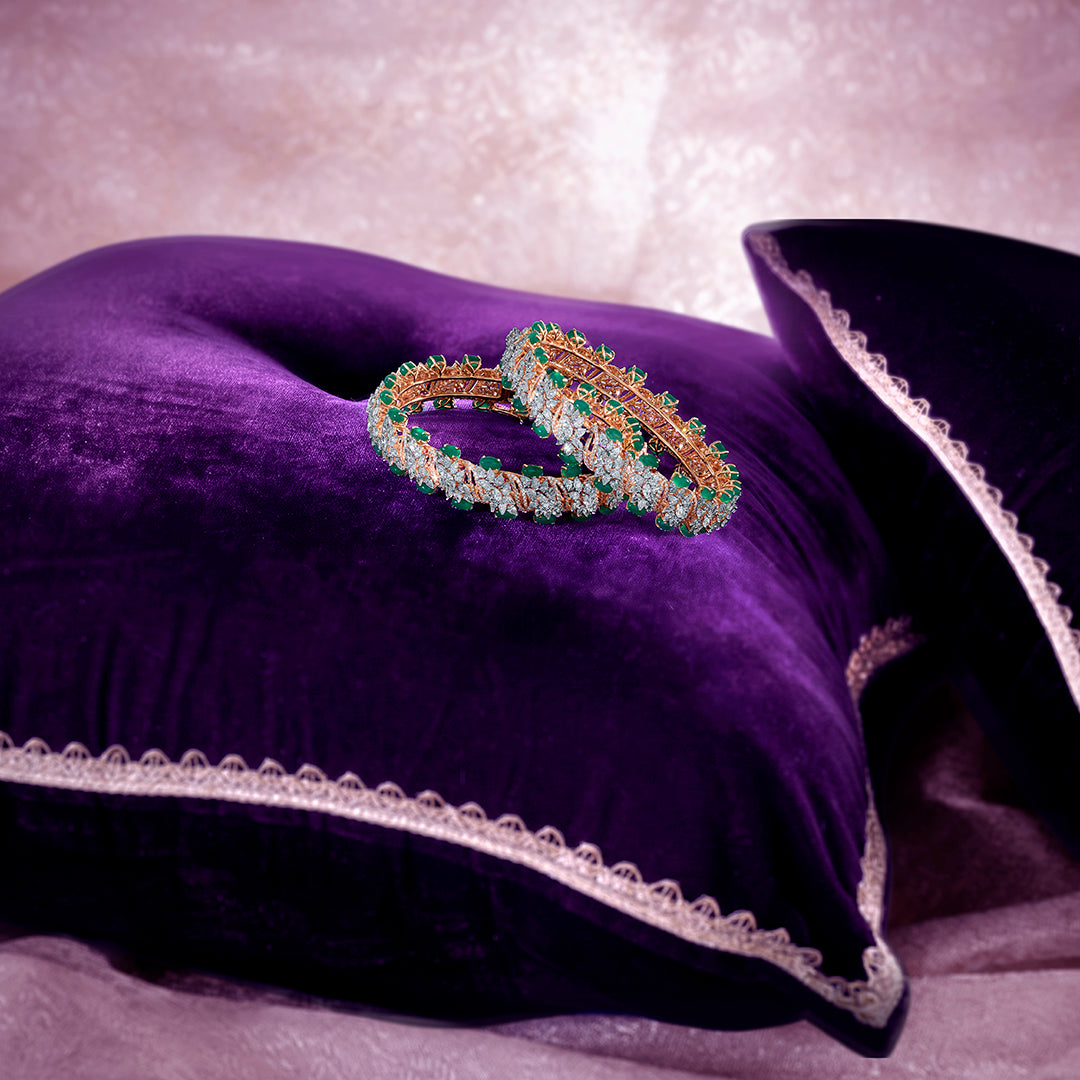 Tejorupa Pratha Diamond Bangles