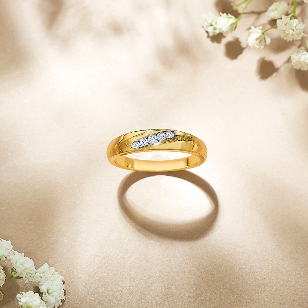 Kyros Curve Gold & Diamond Ring