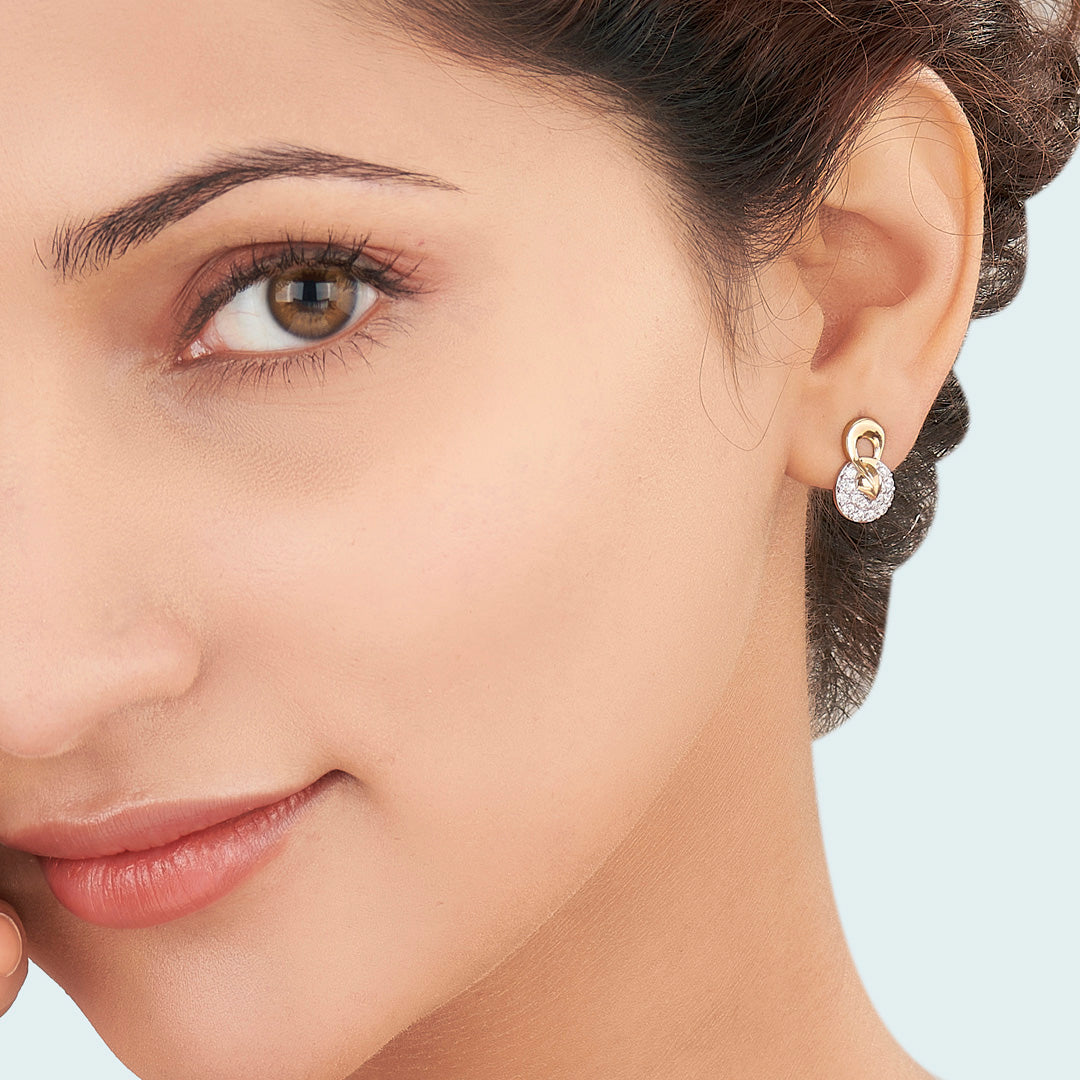 Lustrous Rounds Gold & Diamond Stud Earring For Women