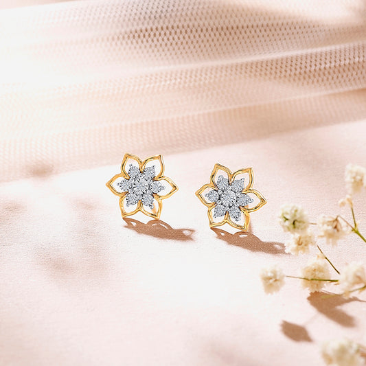 Diverse Yellow Gold & Diamond Stud Earring