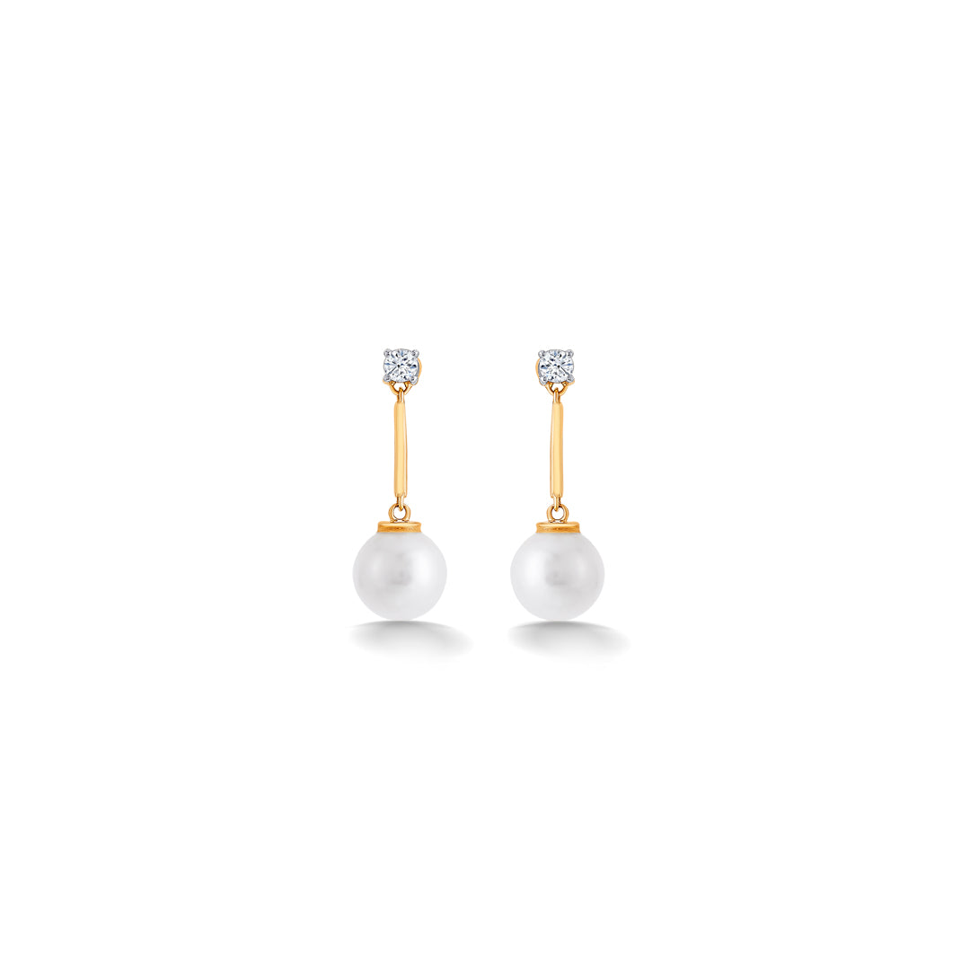 Elegant Yellow Gold & Diamond Drops & Dangler Earring