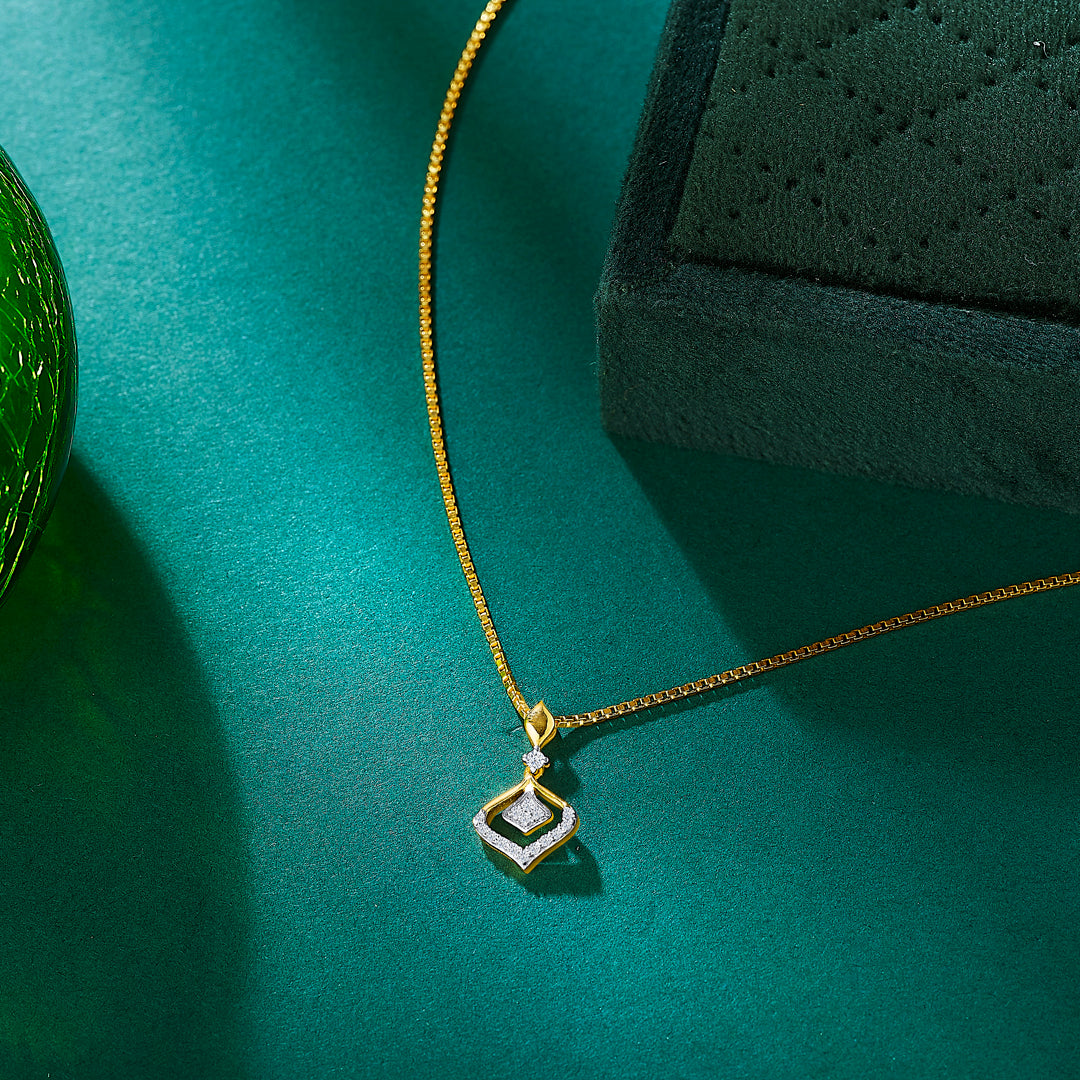 verlyn yellow gold & diamond casual pendant