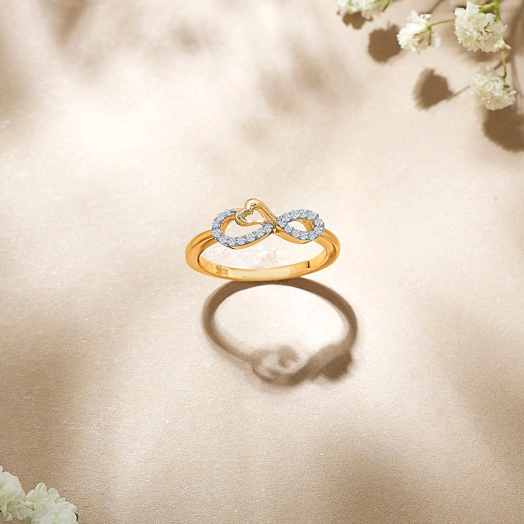 infinity-of-heart-gold-&-diamond-ring