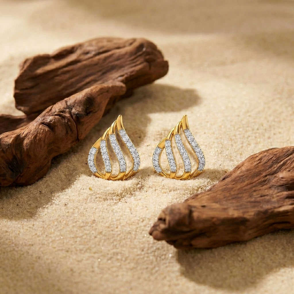 Curves & Flare Studs Diamond Earring