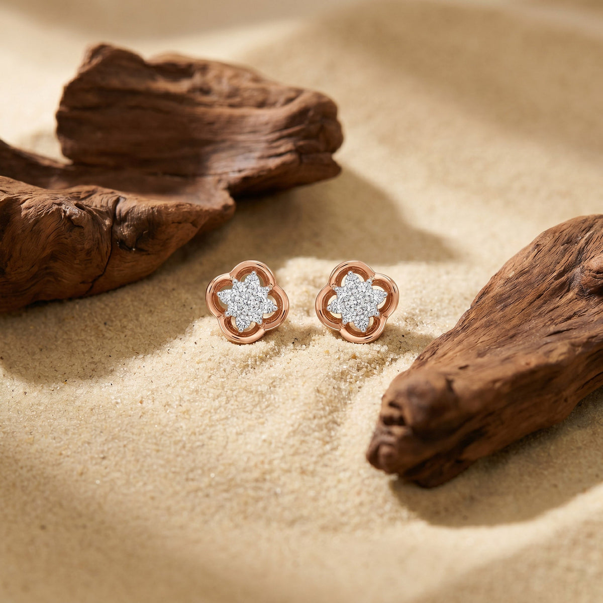 Stark Bloom Studs Diamond Earring