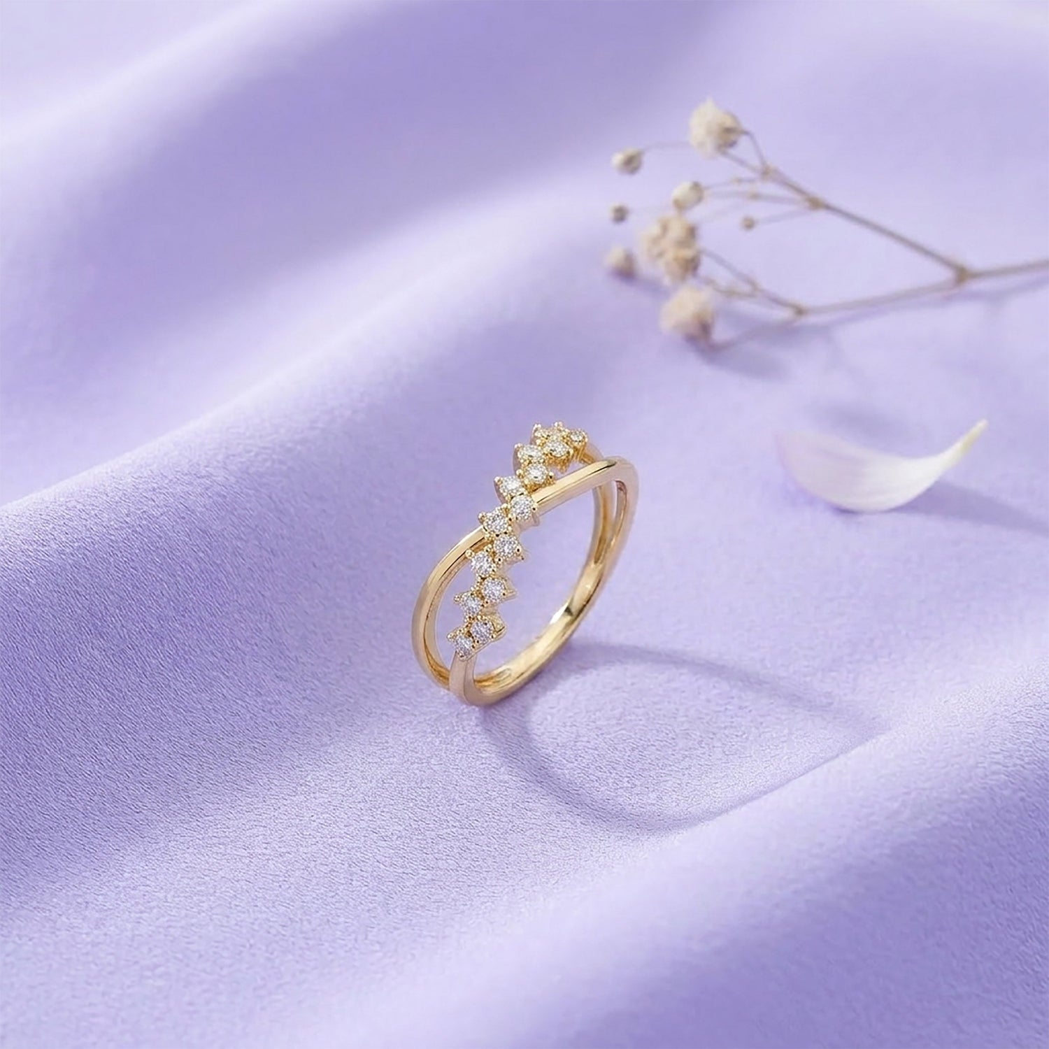 Luxe Crossover Fashion Yellow Gold & Diamond Ring