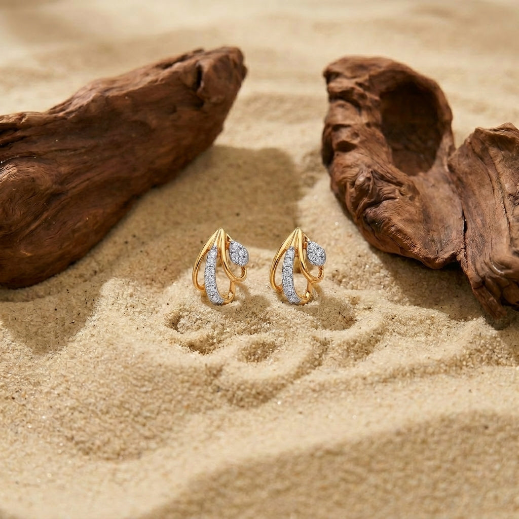 Shinning Curves Studs Diamond Earring