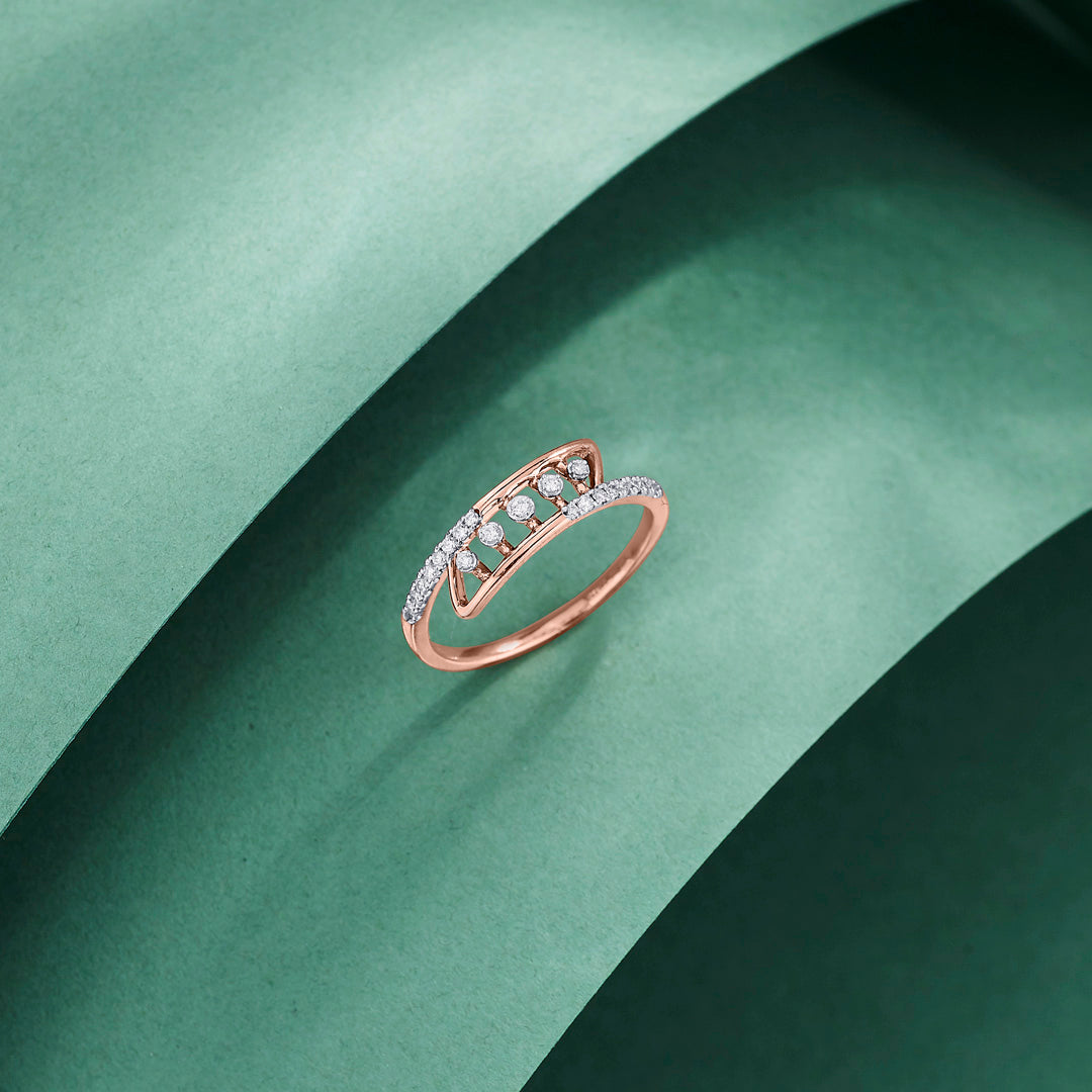 Linked Warp Fashion Diamond Ring