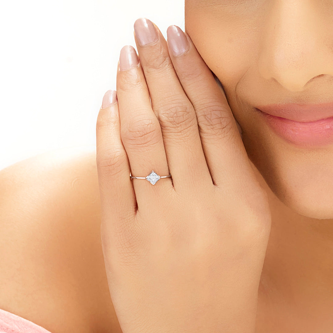 auro stone casual diamond ring