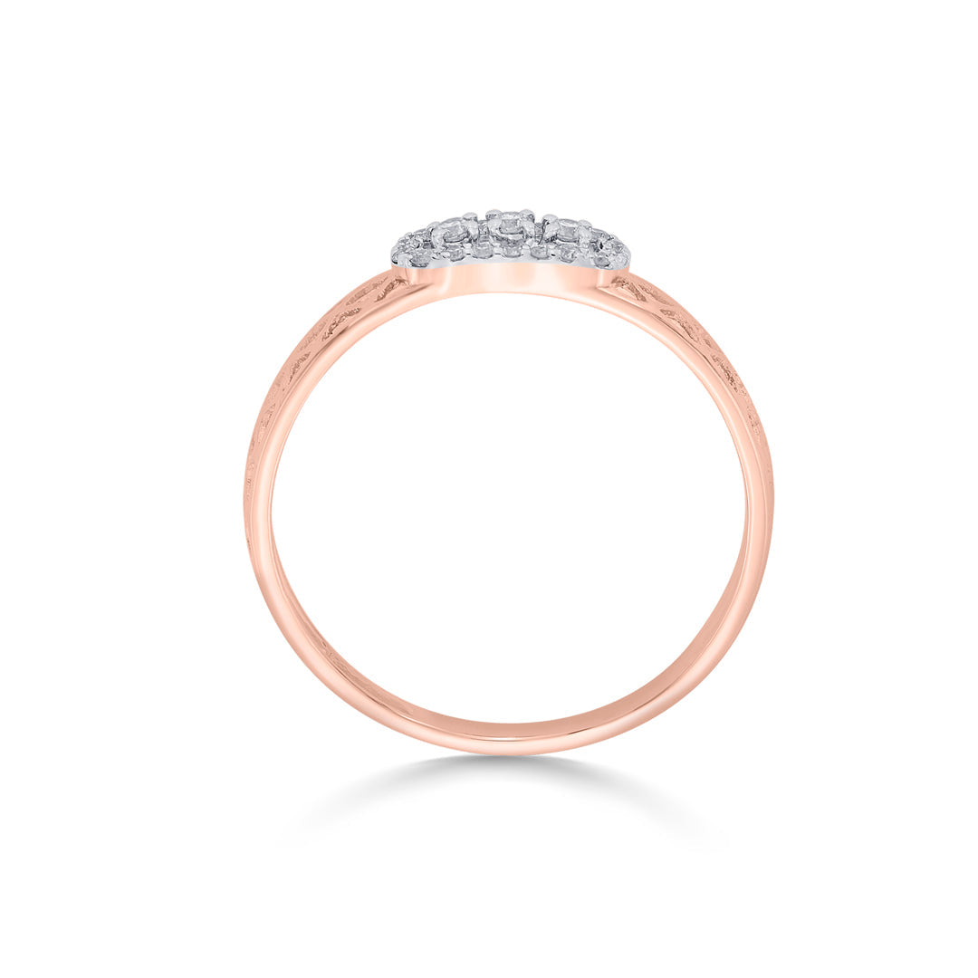 mesh forme cocktail diamond ring