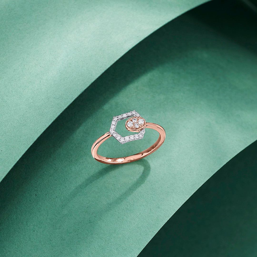 Charming Heaxgon Cocktail Diamond Ring