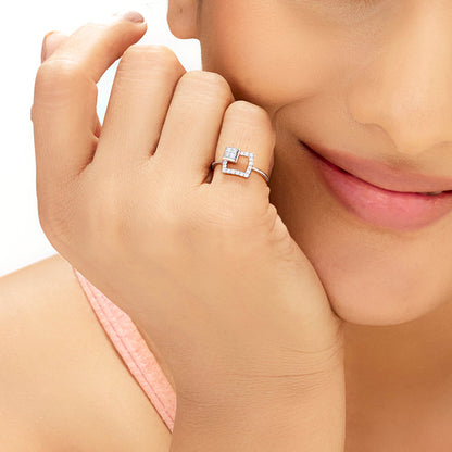 Bright Corner Squared Fashion Rose Gold Diamond Ring
