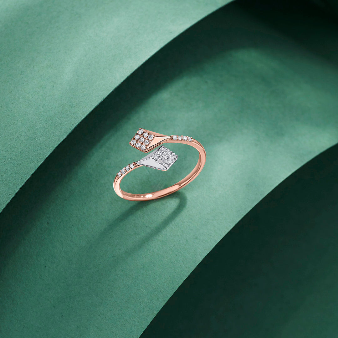 Twist Link Cocktail Diamond Ring