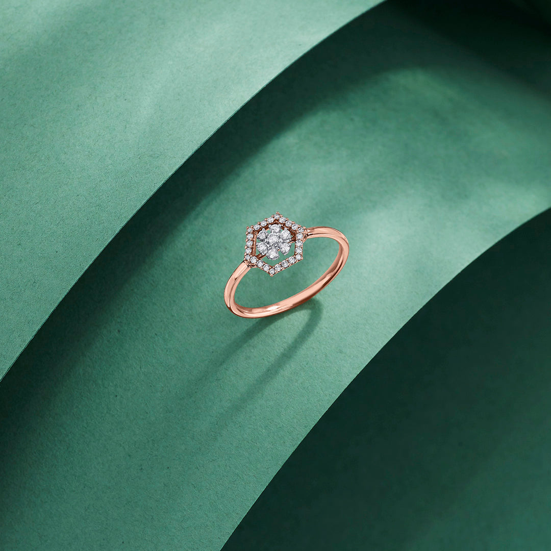 Royal Core Fashion Diamond Ring