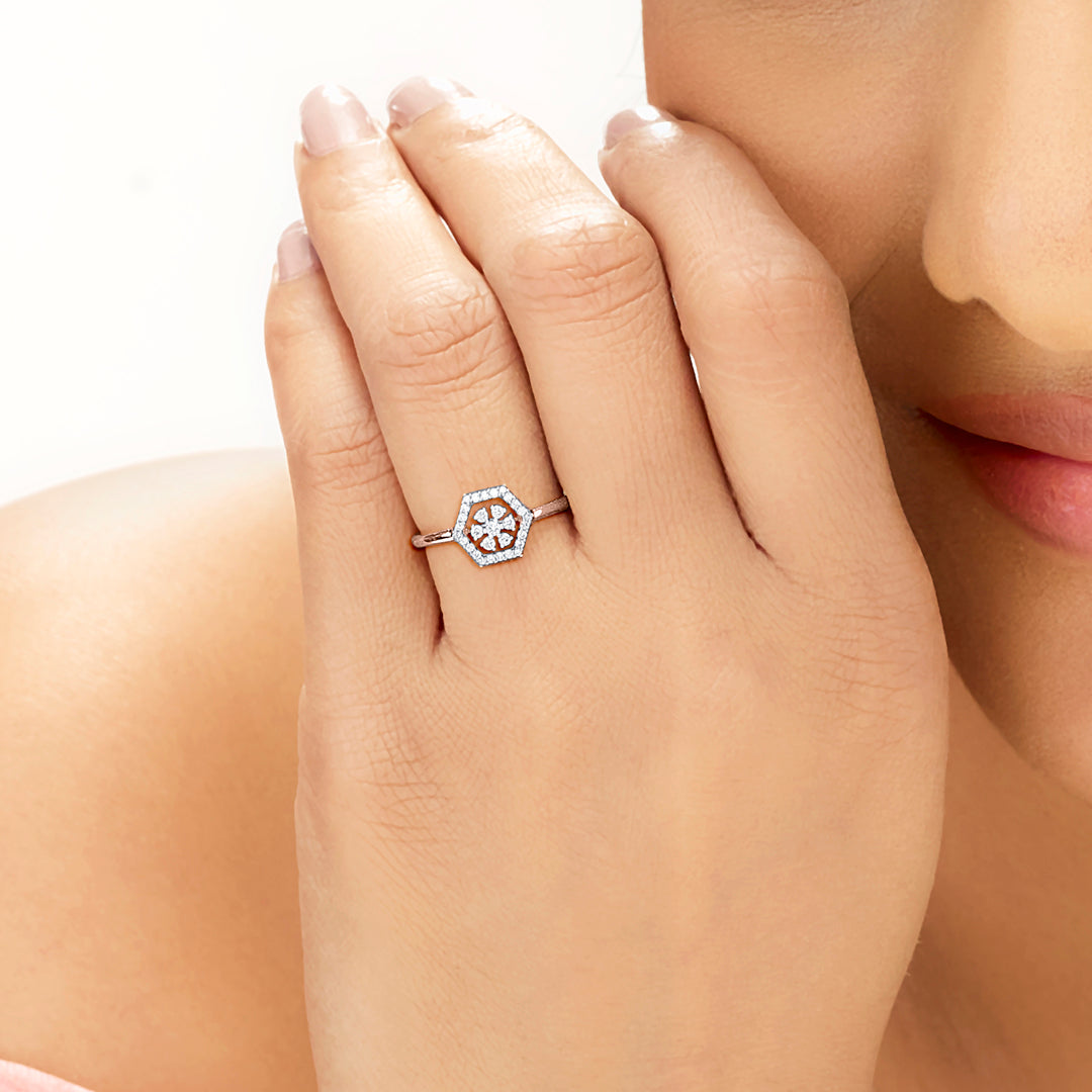 Royal Core Fashion Diamond Ring
