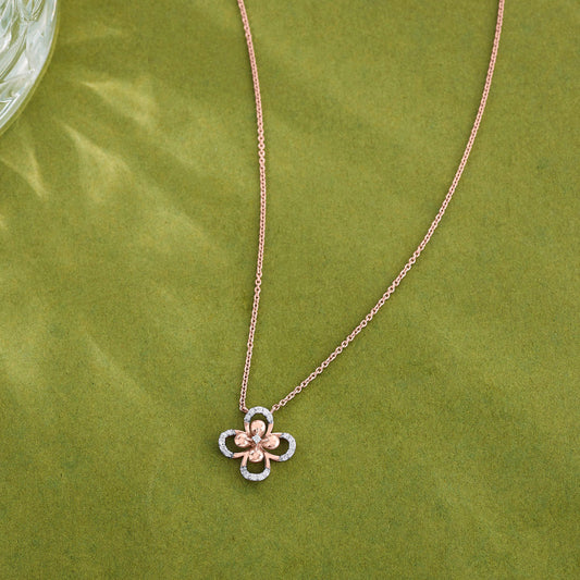 Glow Roselle Modern Diamond Necklace