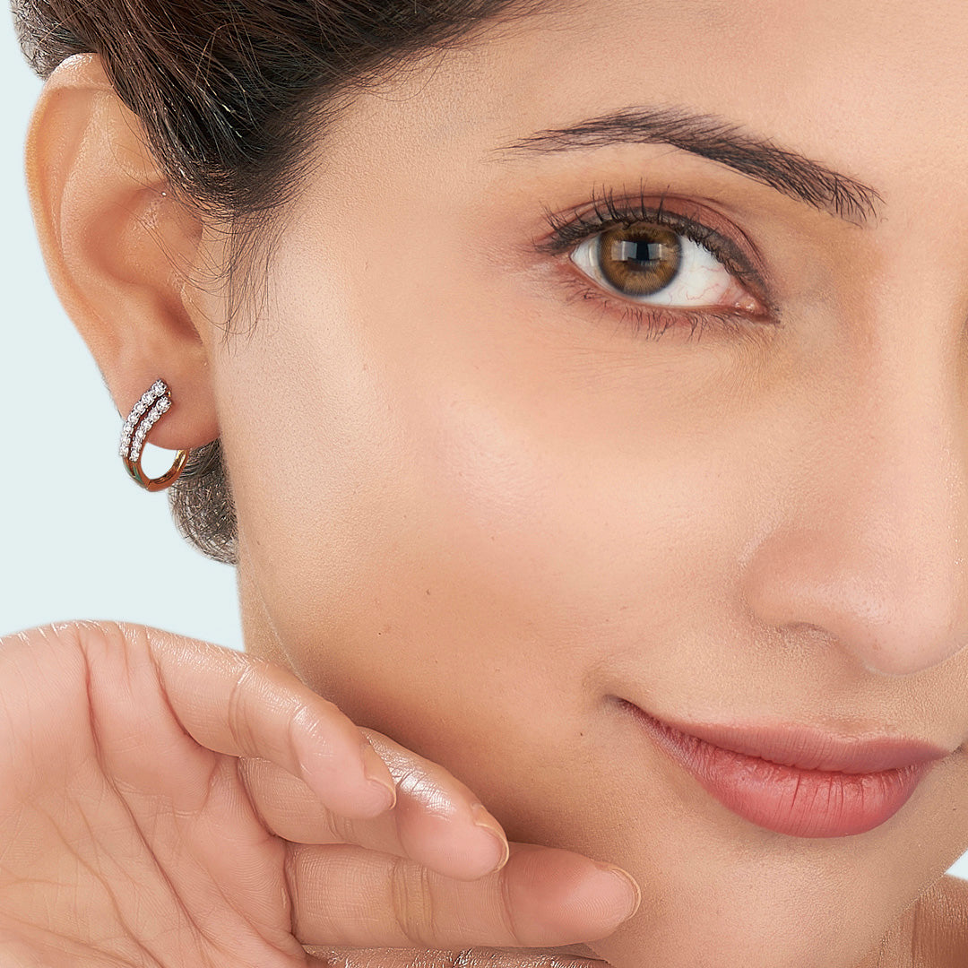 aurora twist gold stud diamond earring for woman