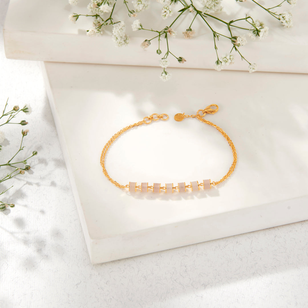 Mindful Circle Yellow Gold Flexible Bracelet for Women