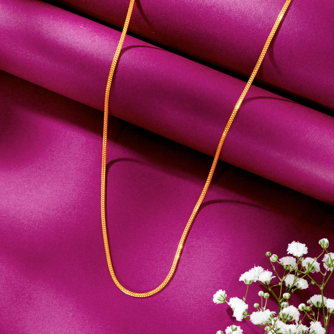 Stately Harmony Unisex Gold Chain