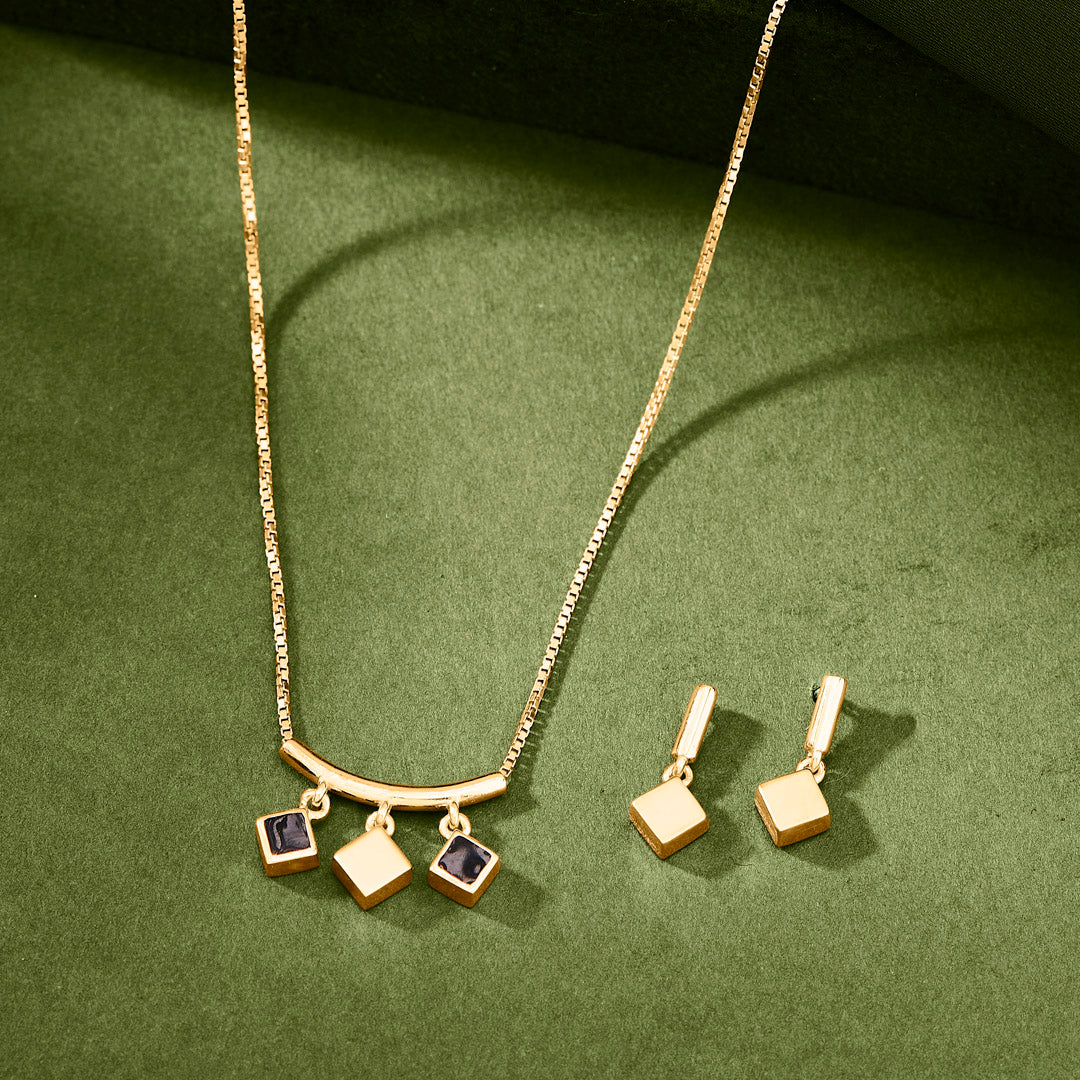 classic studded gold necklace set