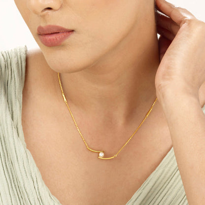 Golden Swoop Modern Gold Necklace