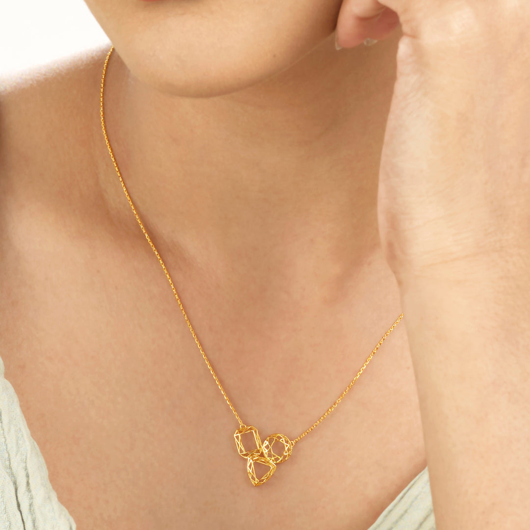 nested loops modern gold necklace