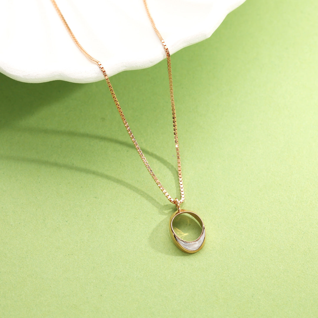 circle of light modern gold necklace