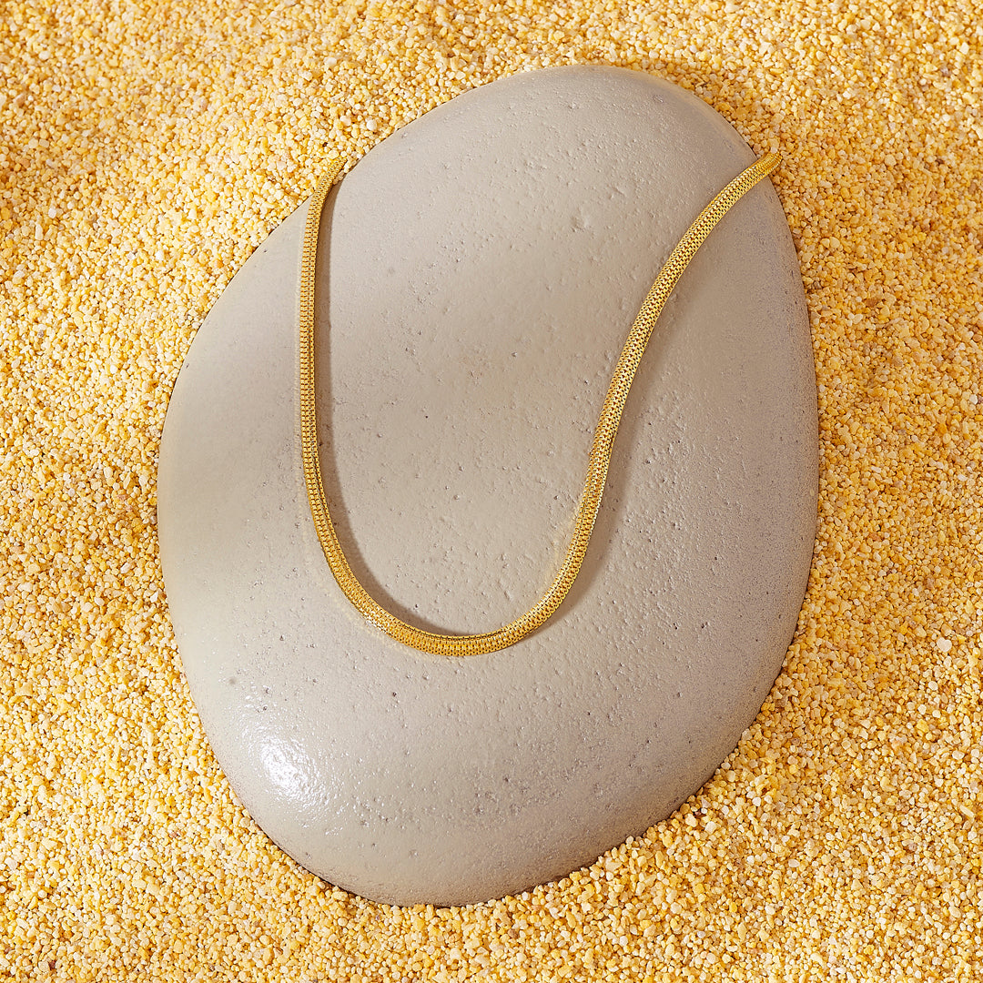 Gleam Lustre Classic Gold Chain