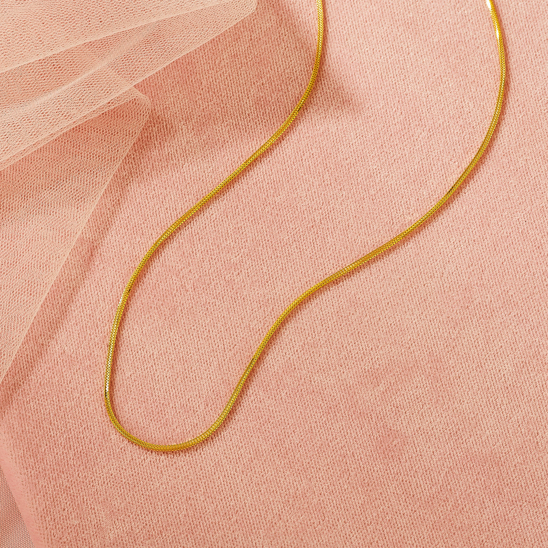 Lustre Thread Classic Gold Chain
