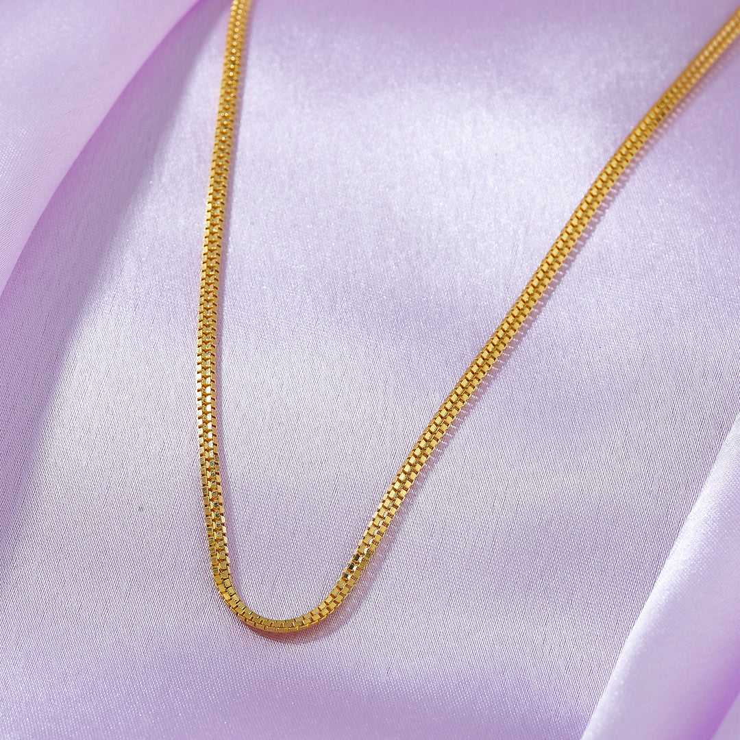 Lustrous Mesh Classic Gold Chain