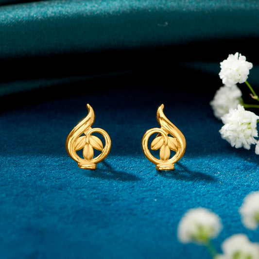 Floral Reverie Yellow Gold Stud Earring For Woman
