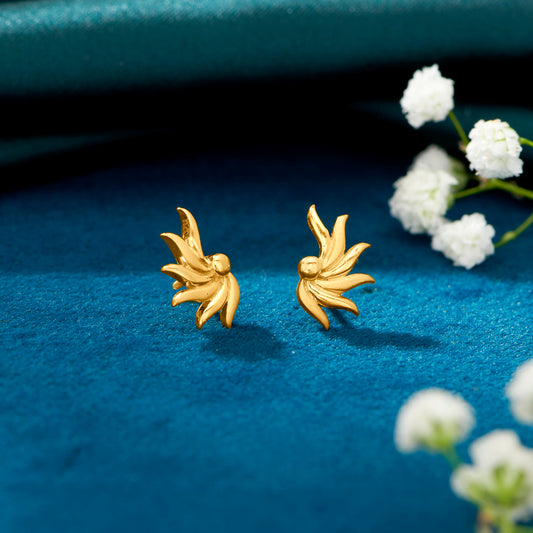 Sunray Slice Yellow Gold Stud Earring For Woman