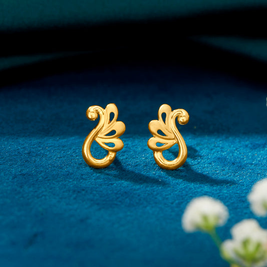Dreamy Charm Yellow Gold Stud Earring For Woman