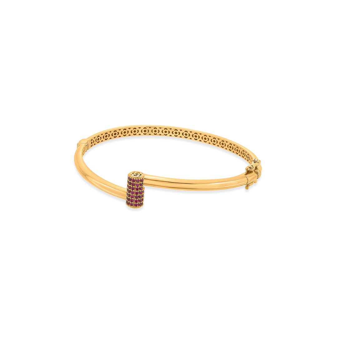 jewel embrace gold bracelet