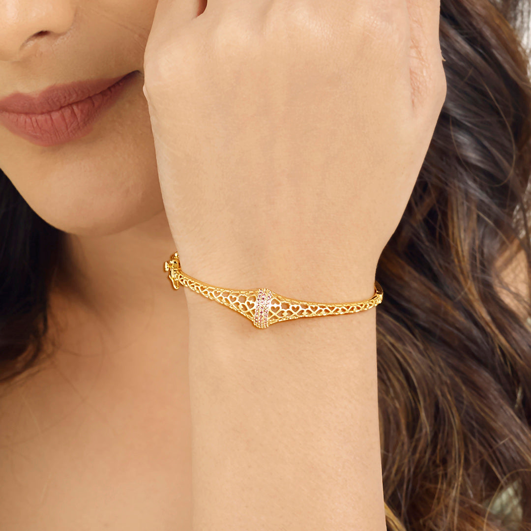 Satin Whirl Gold Bracelet