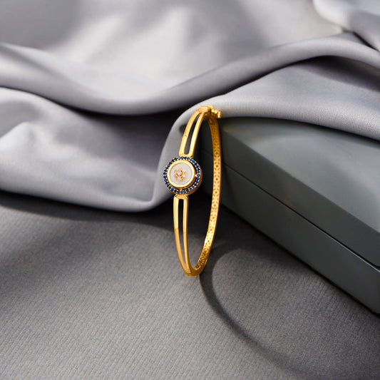 Silk Orbit Gold Bracelet