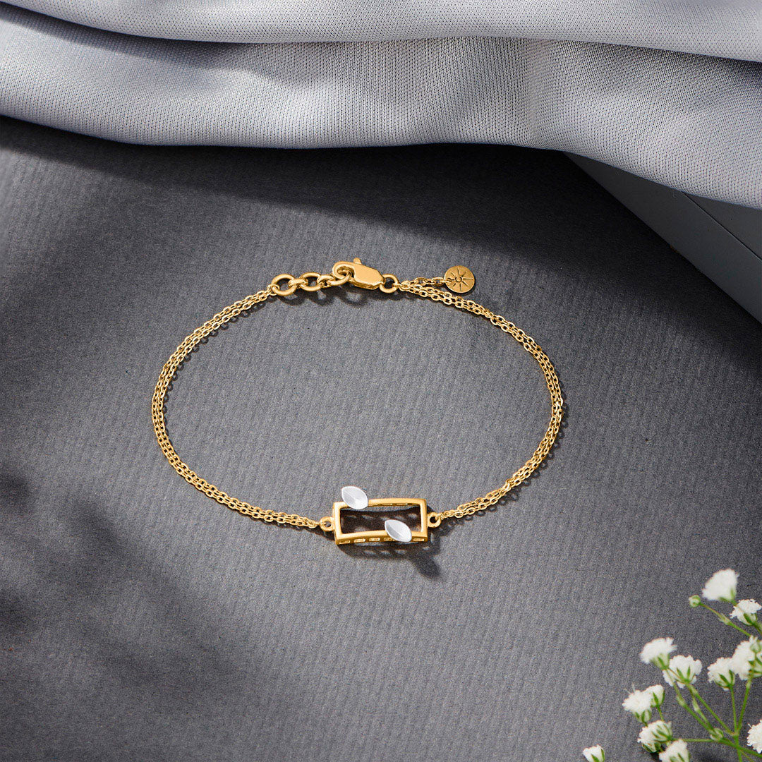 urban frame gold bracelet
