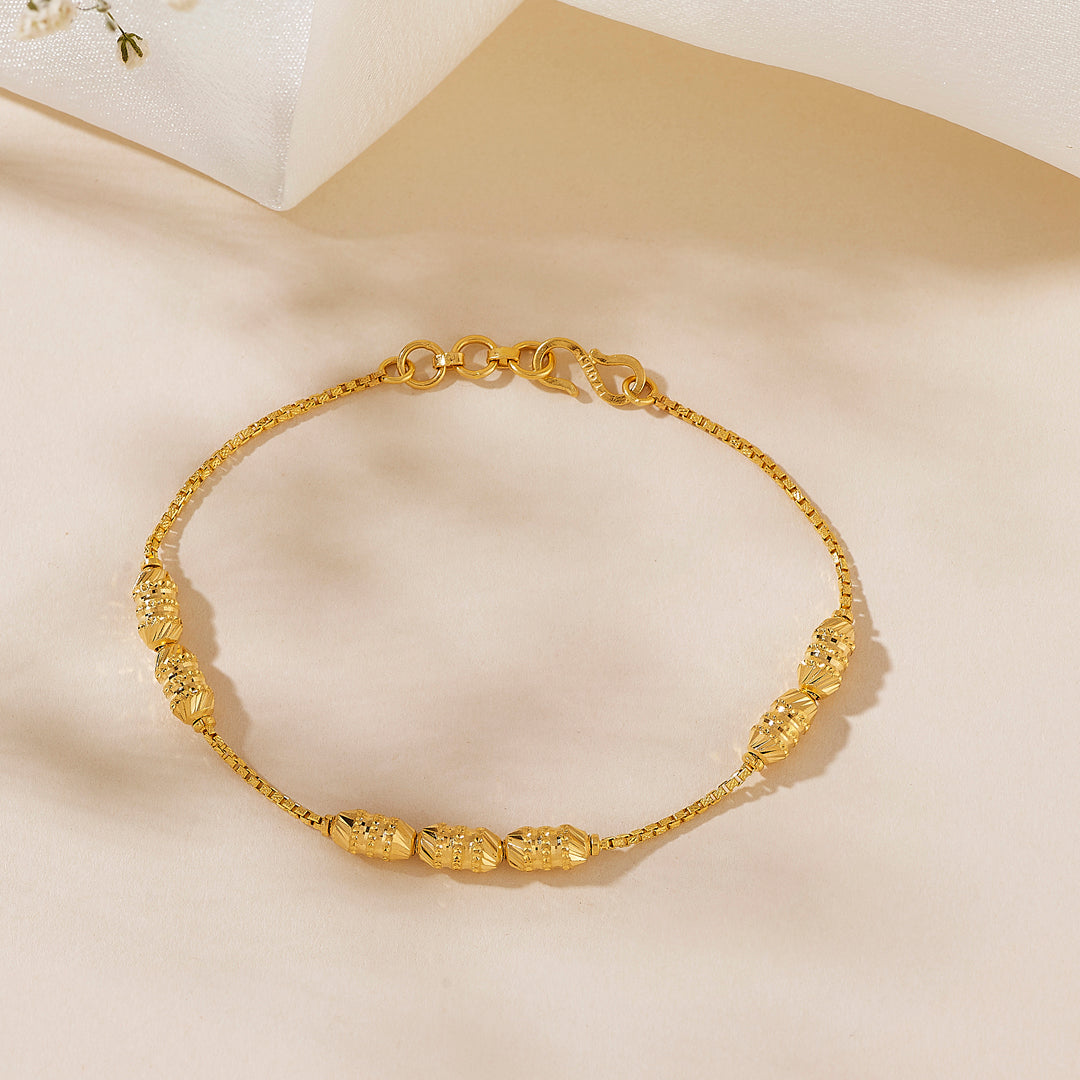 Suvarna Shobha Flexible Gold Bracelet