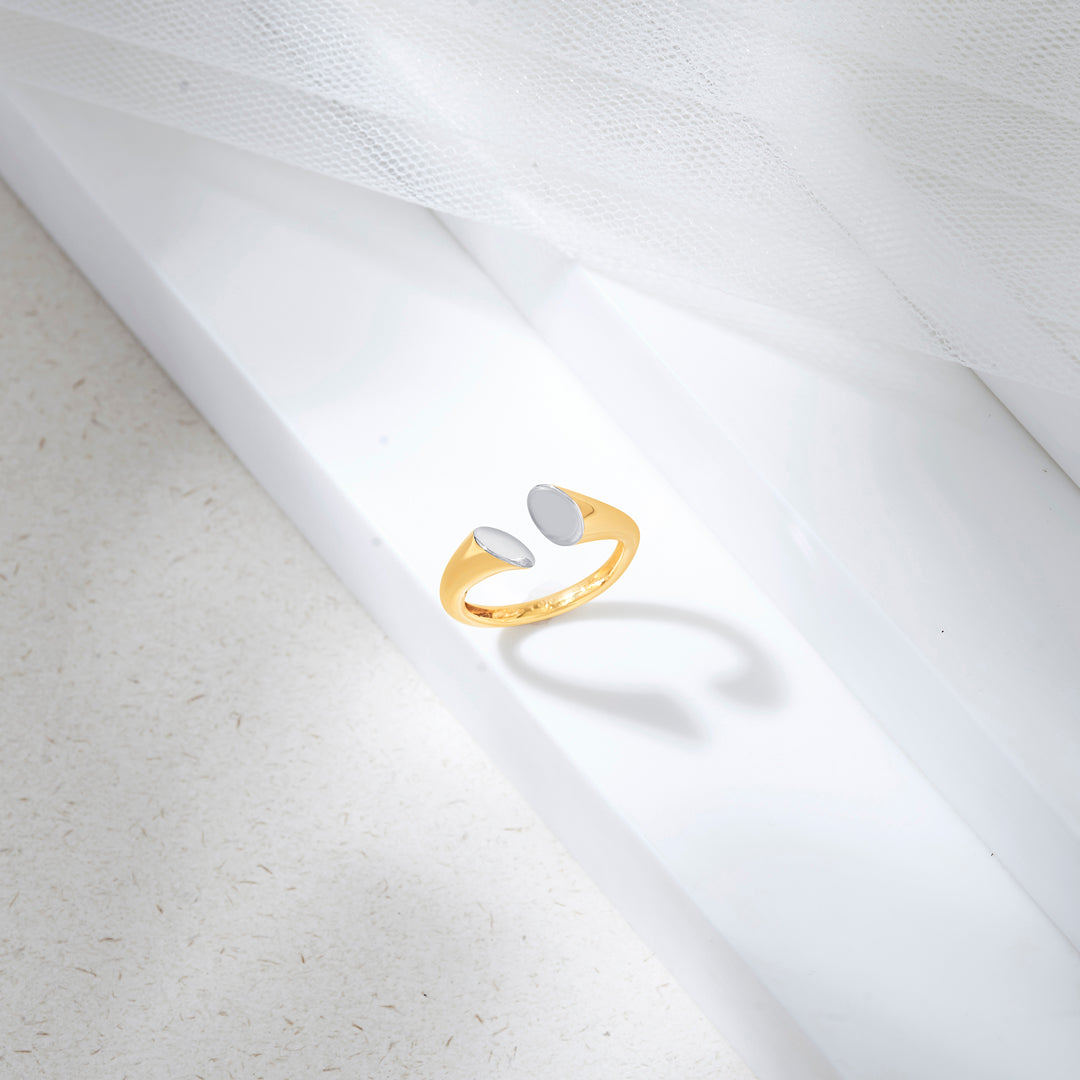 mystic balance cocktail gold ring