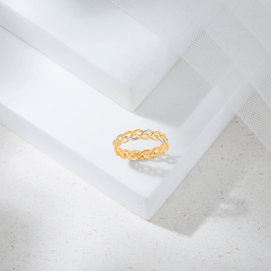 Twined Grace Fashion Gold Ring