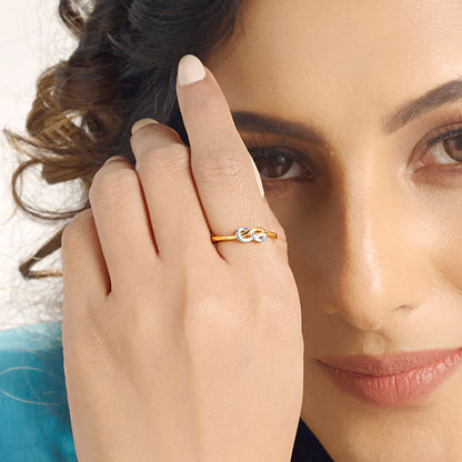 Twist of Love Fashion Gold Ring