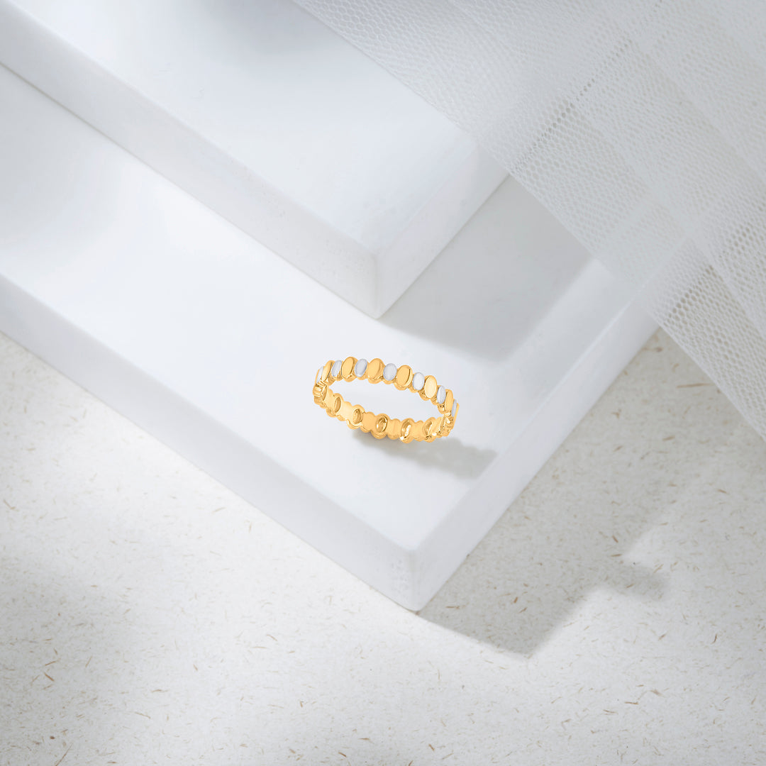Cosmic Loop Fashion Gold Ring