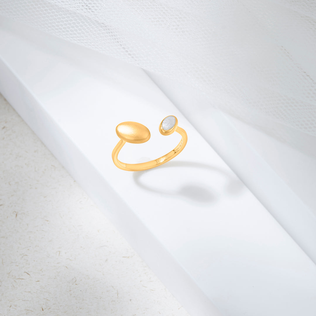 Equinox Fashion Gold Ring
