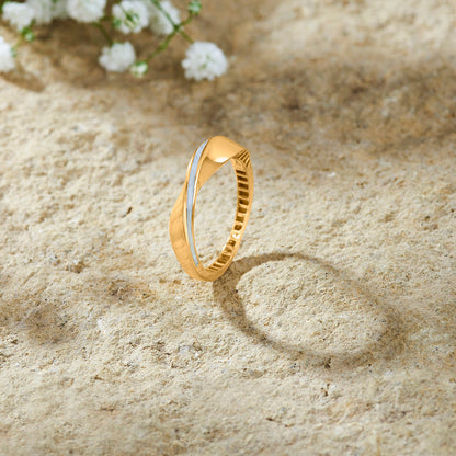 Tranquil Essence Cocktail Gold Rings