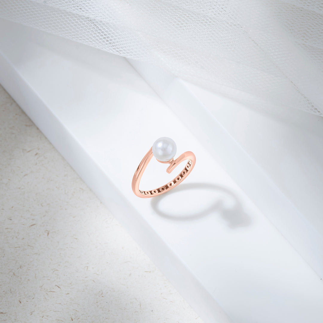 blush ocean pearl gold ring