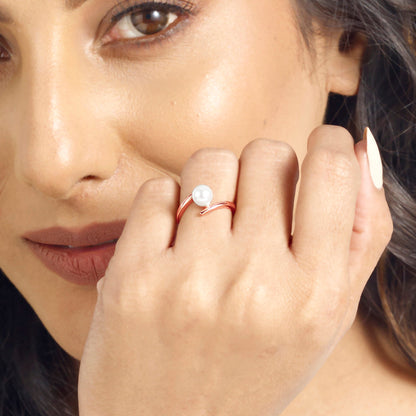 Blush Ocean Pearl Gold Ring