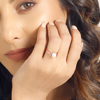 Ocean’s Kiss Pearl Gold Rings