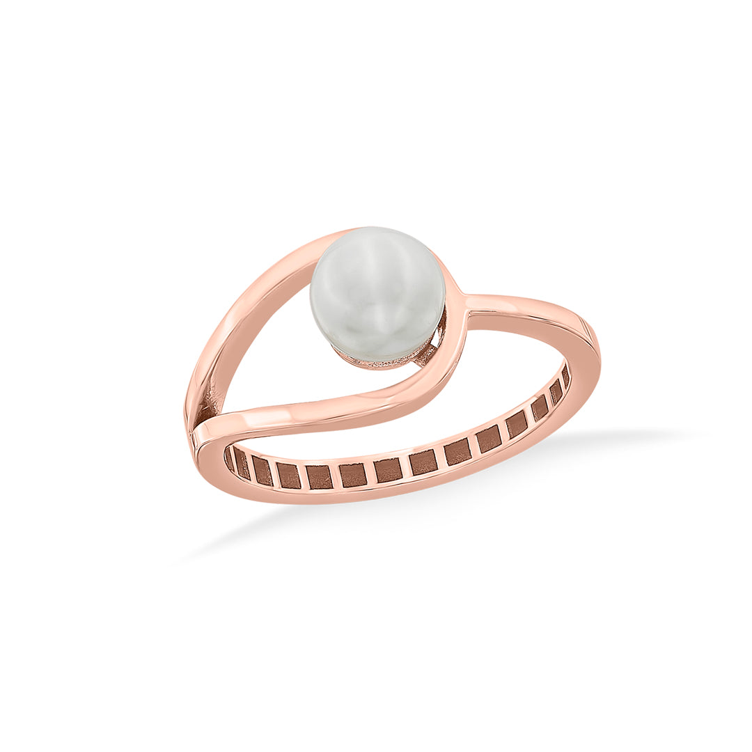 serene pearl pearl gold ring