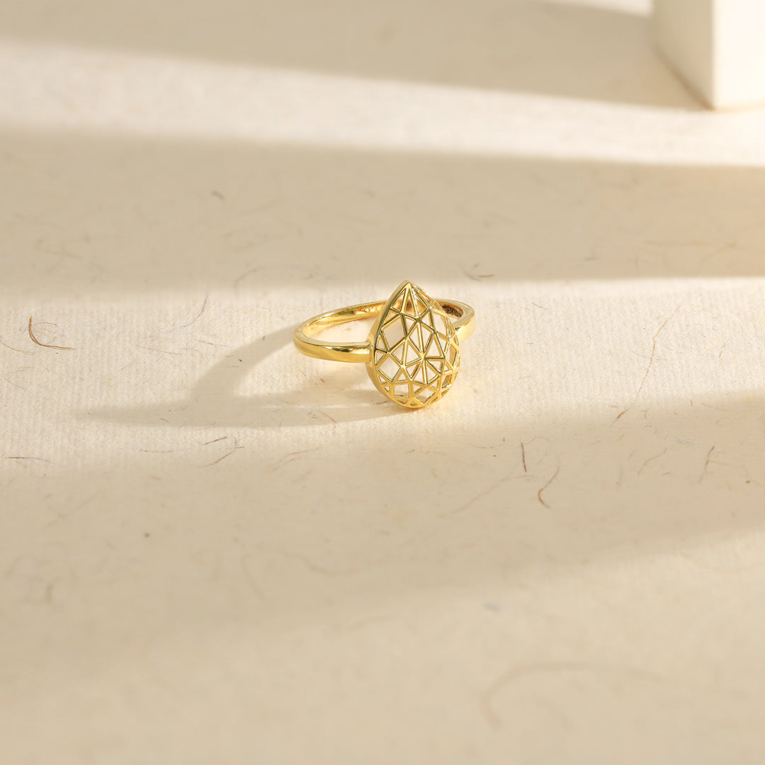 Lattice Dew Cocktail Gold Ring